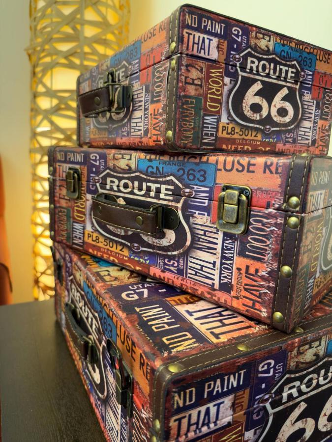 Route 66 Beach Hostel Дубай Экстерьер фото