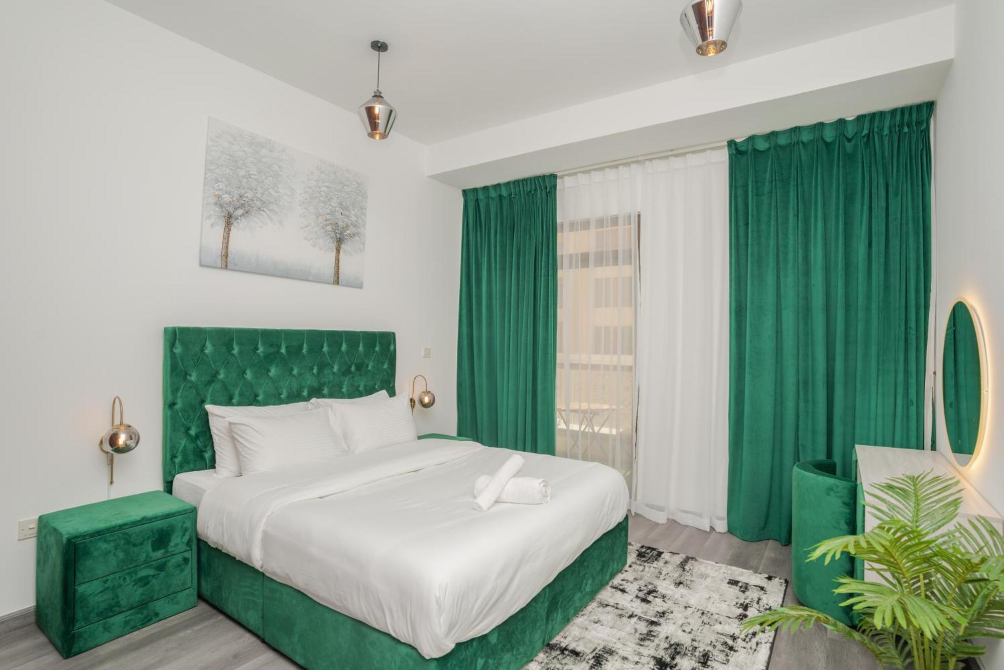 Route 66 Beach Hostel Дубай Экстерьер фото